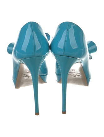 Valentino Patent Leather Bow Accents Pumps