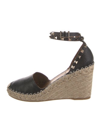 Valentino Rockstud Accents Leather D'Orsay Pumps