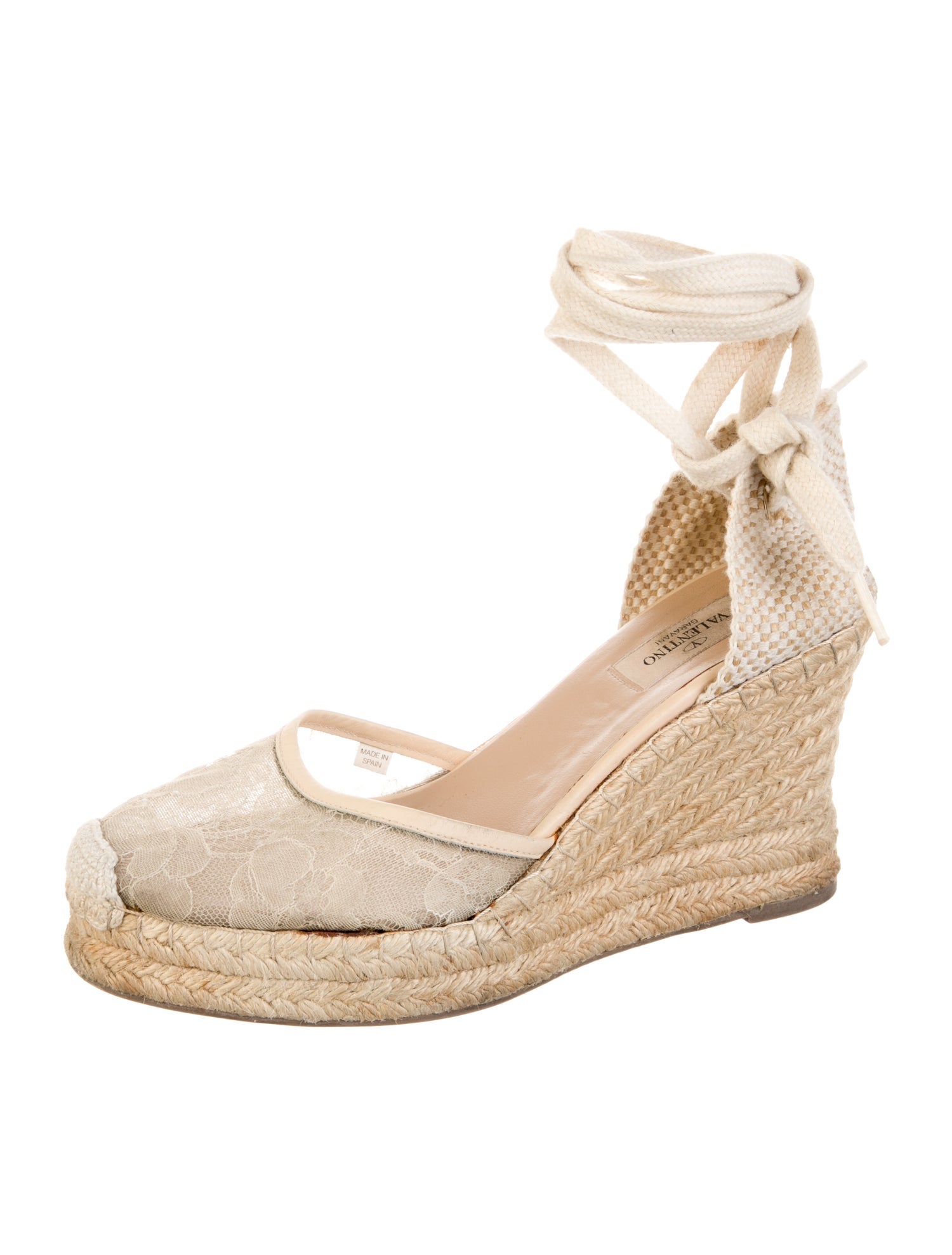 Valentino Lace Lace Pattern Slingback Pumps