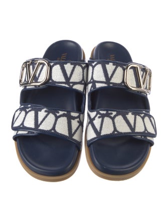 Valentino Canvas Printed Slides