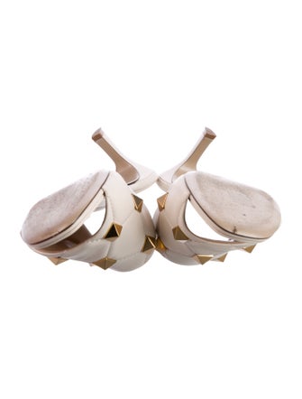 Valentino Rockstud Accents Leather Slides