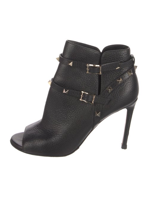 Valentino Rockstud Accents Leather Pumps