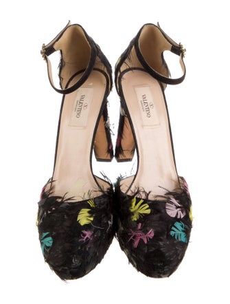 Valentino Rockstud Accents Suede D'Orsay Pumps