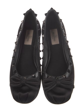 Valentino Rockstud Accents Leather Flats