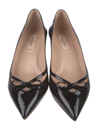 Valentino Patent Leather Bow Accents Pumps