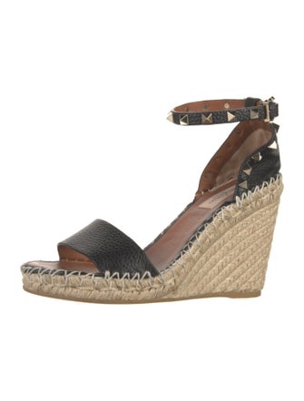 Valentino Rockstud Accents Leather D'Orsay Pumps