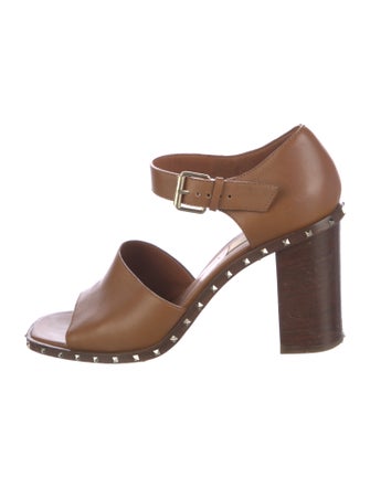 Valentino Rockstud Accents Leather D'Orsay Pumps