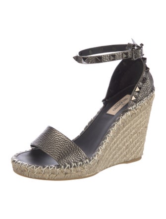 Valentino Rockstud Accents Leather Espadrilles