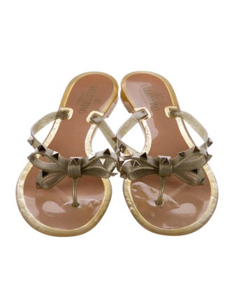 Valentino Rockstud Accents Rubber Slides