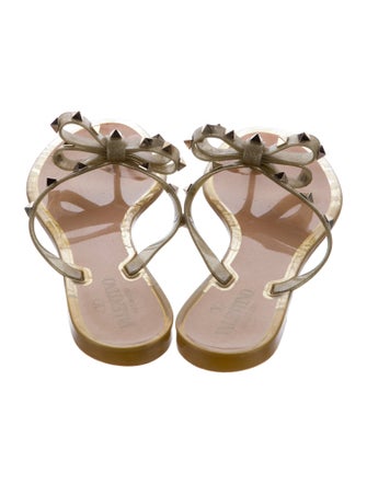 Valentino Rockstud Accents Rubber Slides