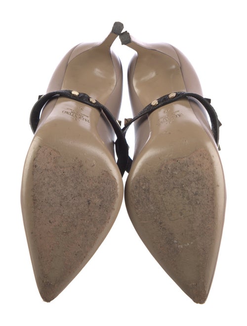 Valentino Rockstud Accents Leather Pumps