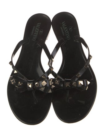 Valentino Rockstud Accents Rubber Flip Flops