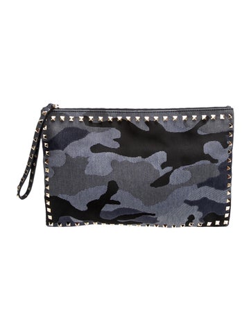 Valentino Clutches Rockstud Clutch