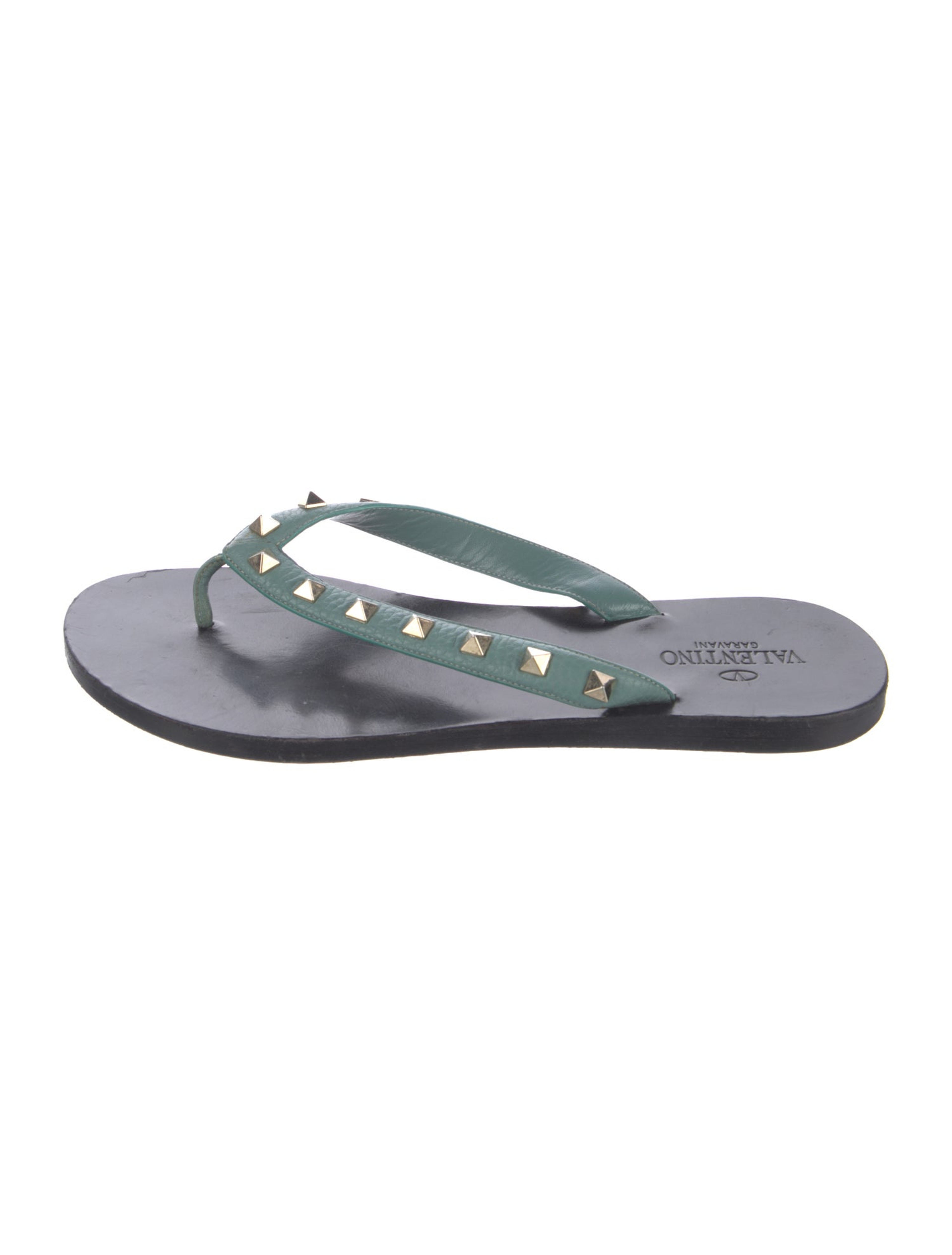 Rockstud Accents Leather Flip Flops