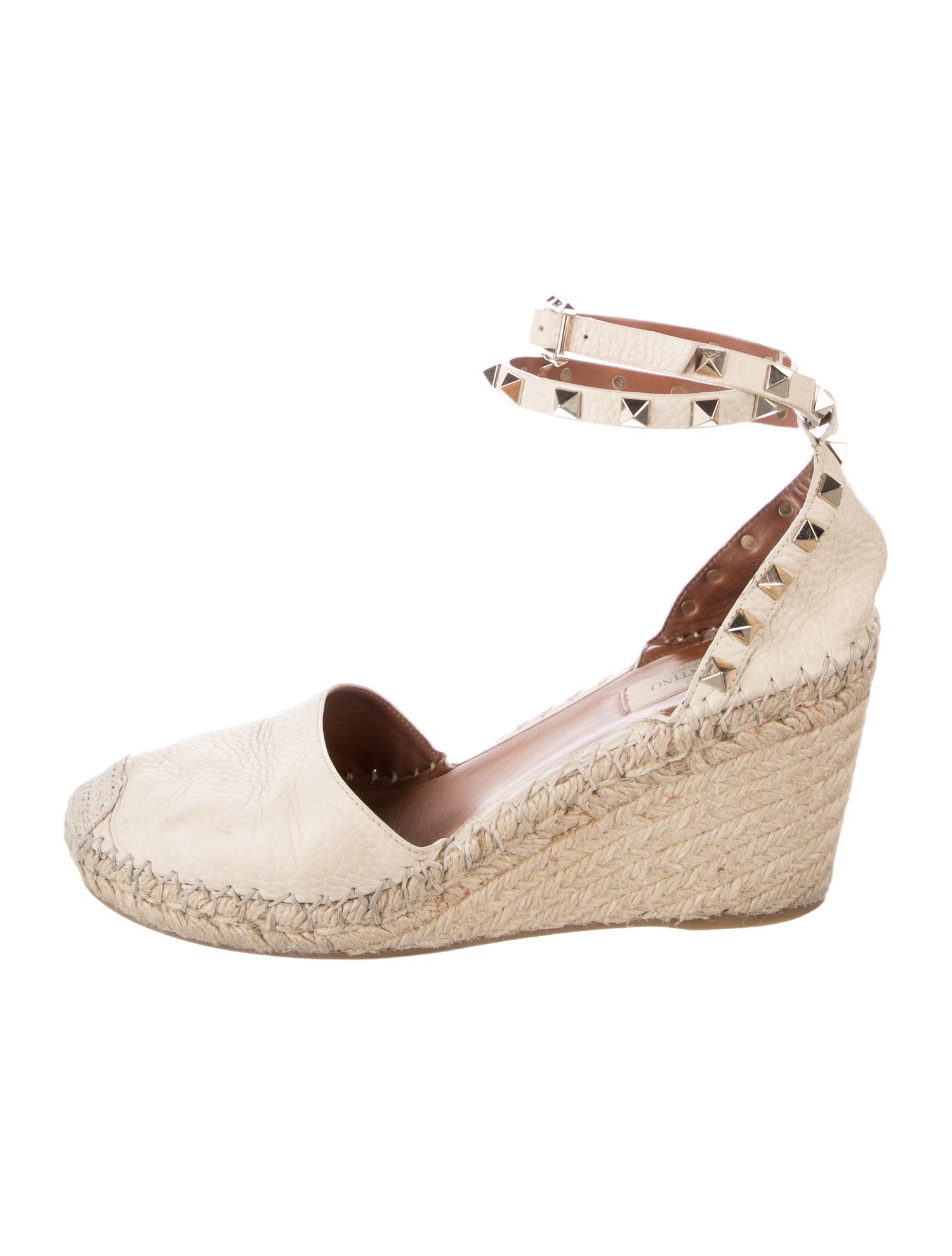 Valentino Rockstud Accents Leather Pumps