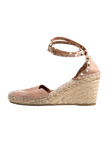 Pre-owned Valentino Garavani Rockstud Accents Leather Espadrilles In Pink