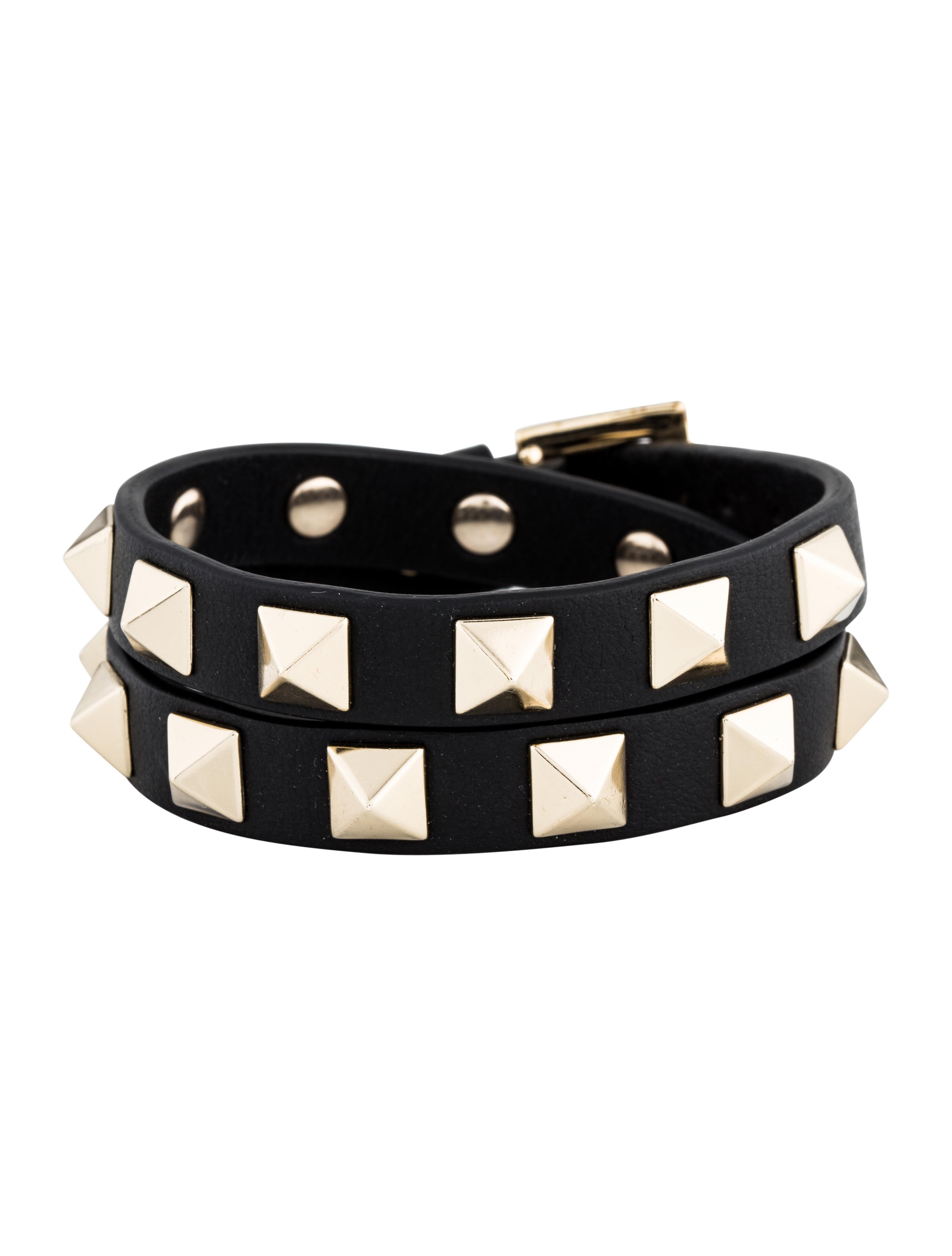 mens black crocs with fur