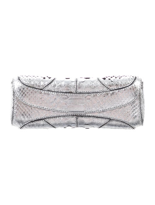 VBH Embossed Metallic Clutch Metallic