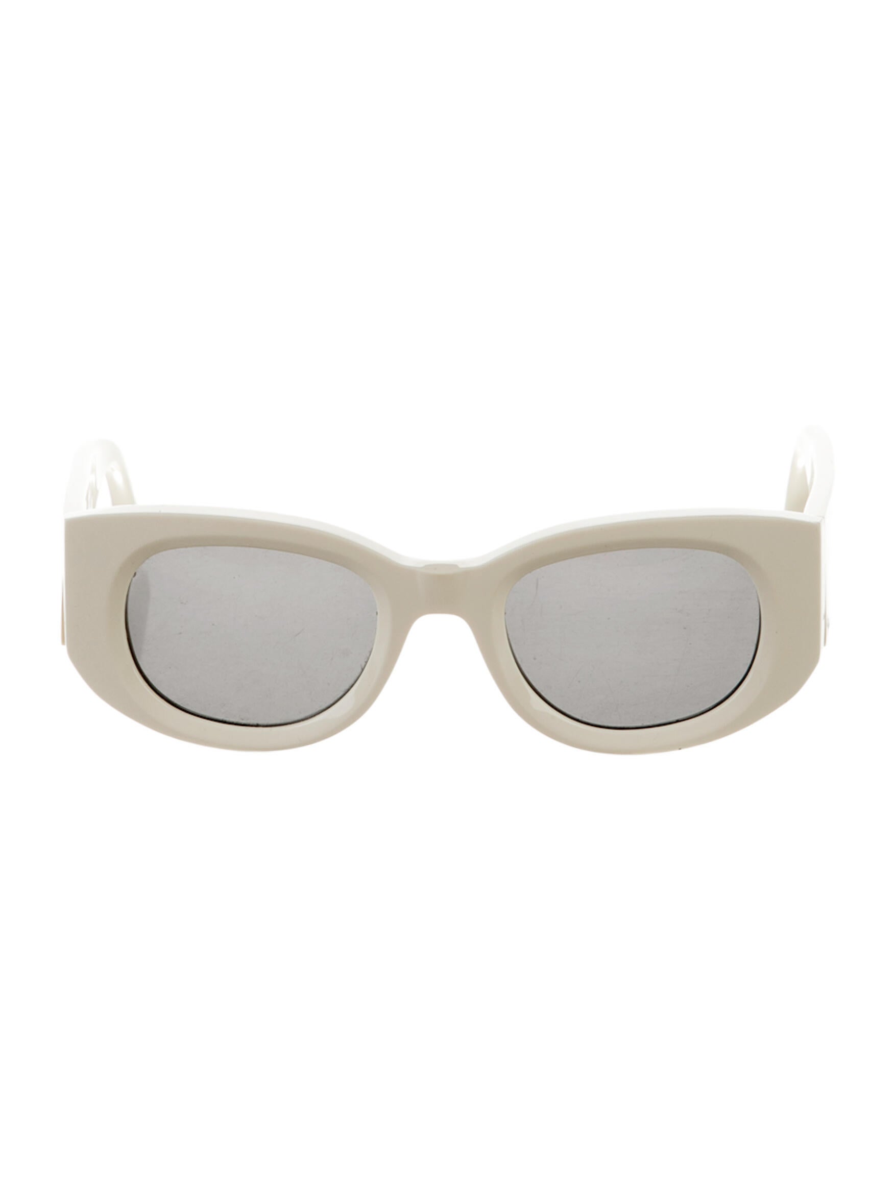 Victoria Beckham Wayfarer Tinted Sunglasses
