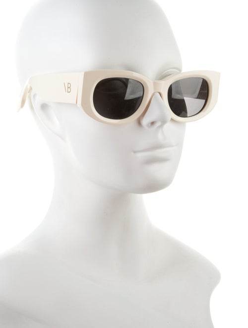 Victoria Beckham Wayfarer Tinted Sunglasses