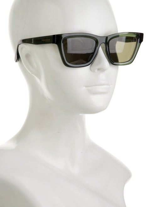 Victoria Beckham Wayfarer Tinted Sunglasses