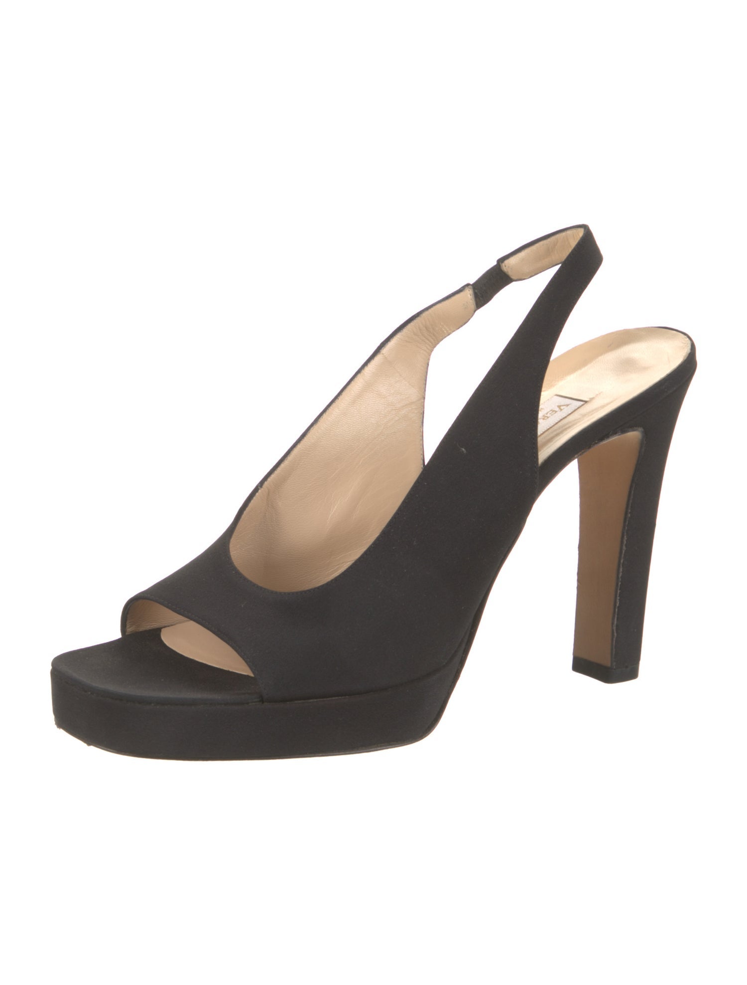 vera wang white sandals