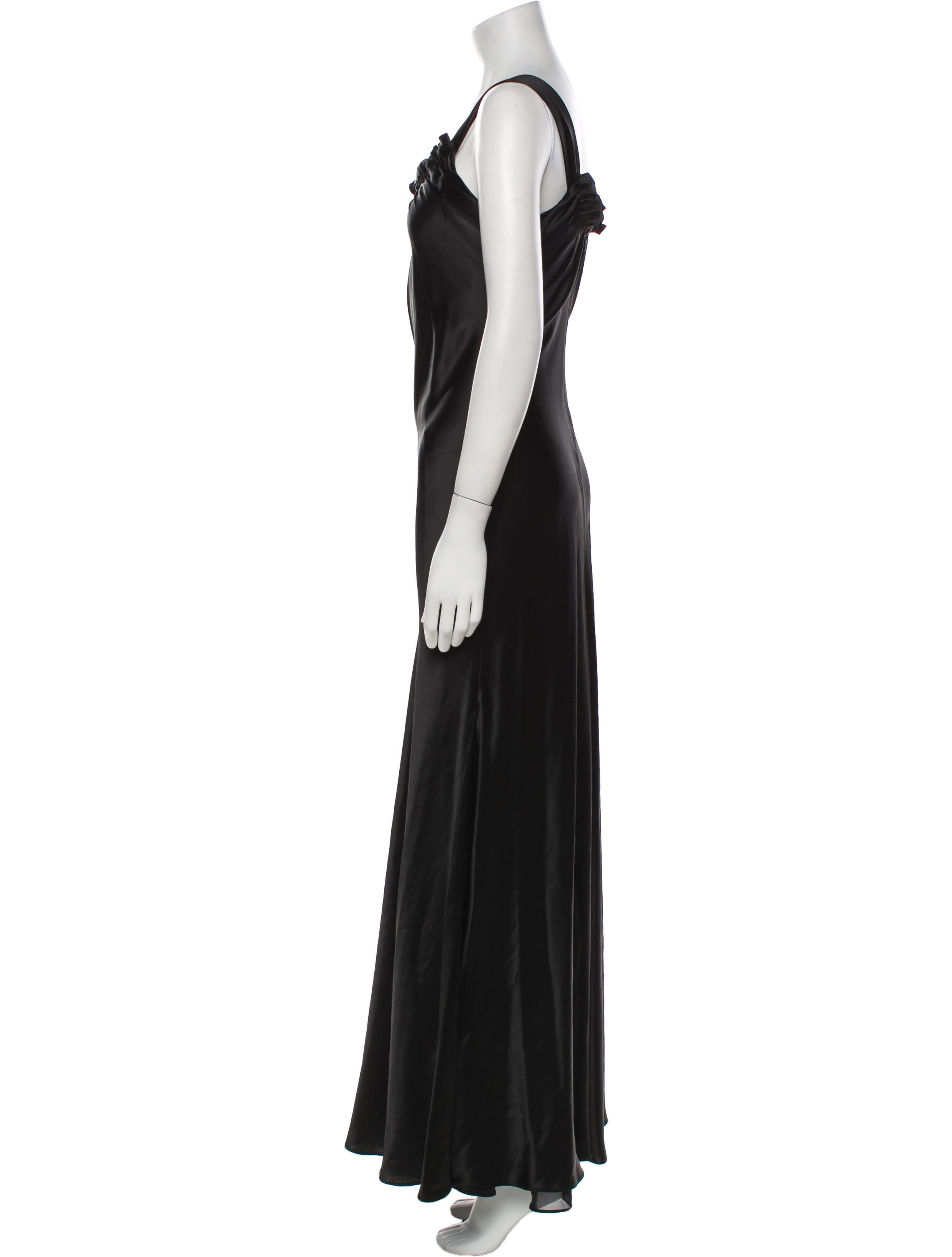 Vera Wang Scoop Neck Long Dress