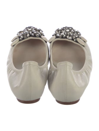 Vera Wang Leather Flats