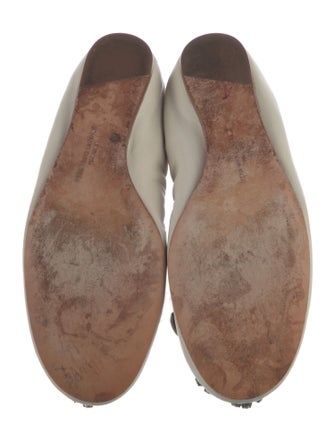 Vera Wang Leather Flats