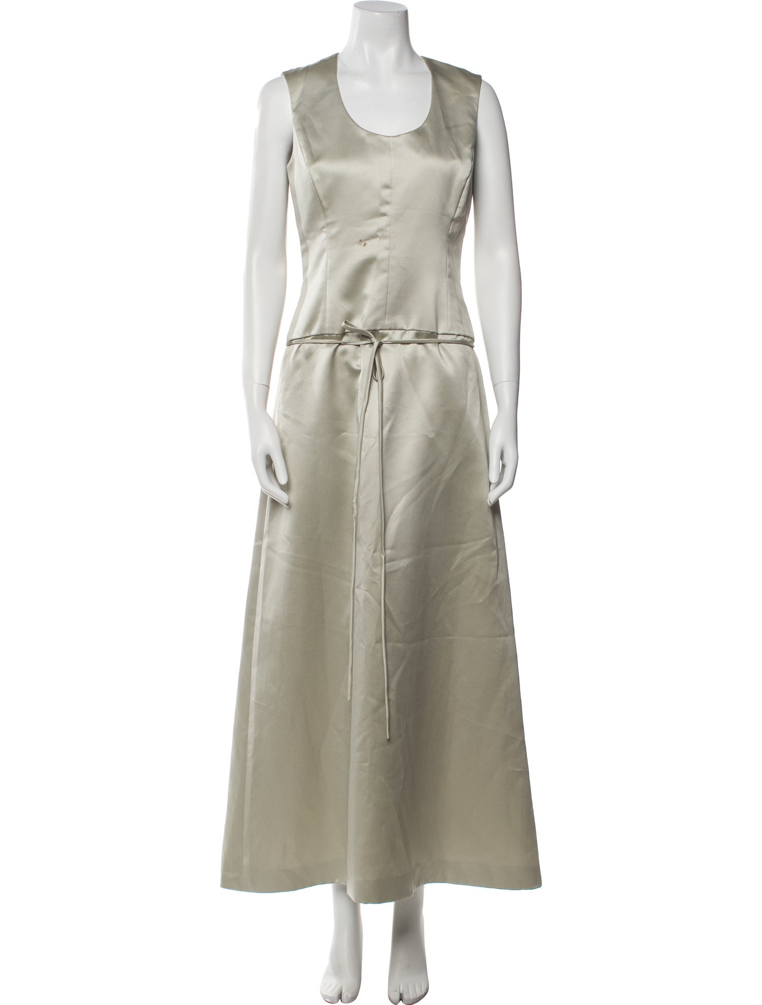 Vera Wang Scoop Neck Long Dress