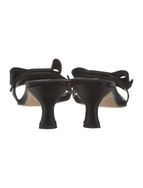 Vera Wang Satin Bow Accents Slides