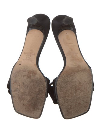 Vera Wang Satin Bow Accents Slides