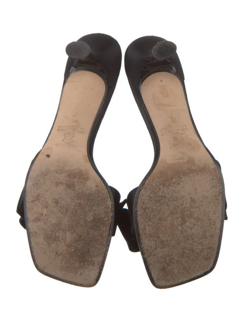 Vera Wang Satin Bow Accents Slides