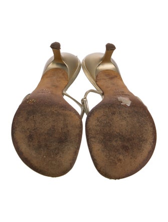 Vera Wang Leather Slides