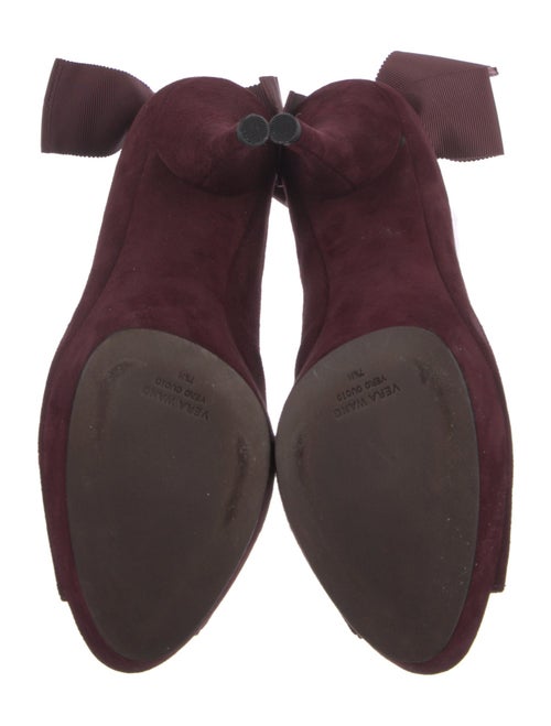 Vera Wang Suede Pumps