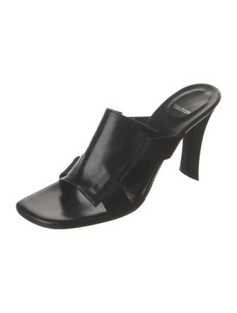 Vera Wang Leather Slides