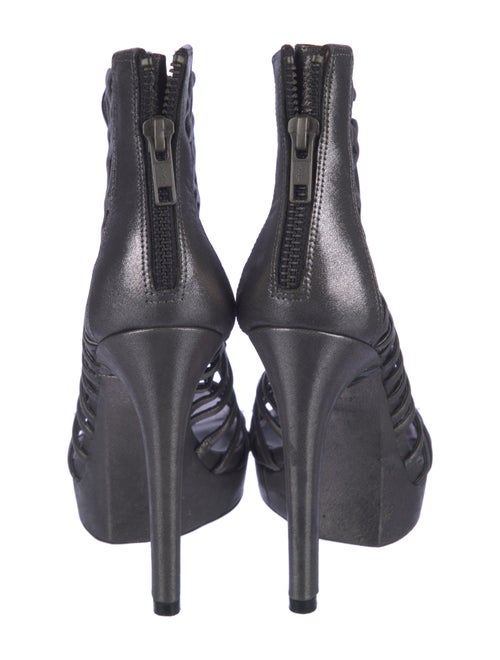 Vera Wang Leather Gladiator Sandals