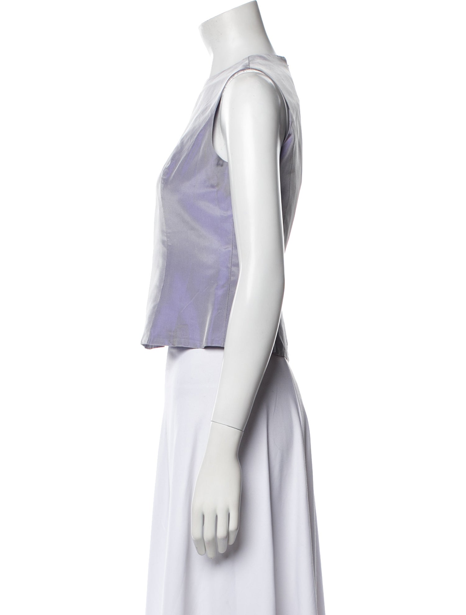 Vera Wang Vintage Crew Neck Crop Top