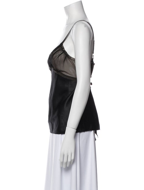 Vera Wang V-Neck Sleeveless Top