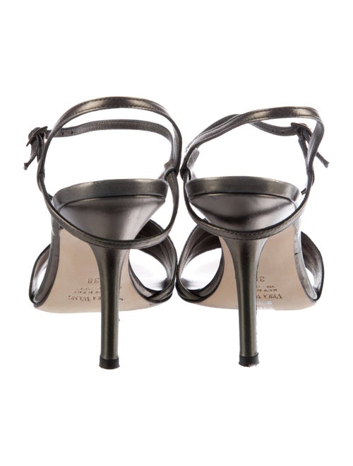Vera Wang Sandals