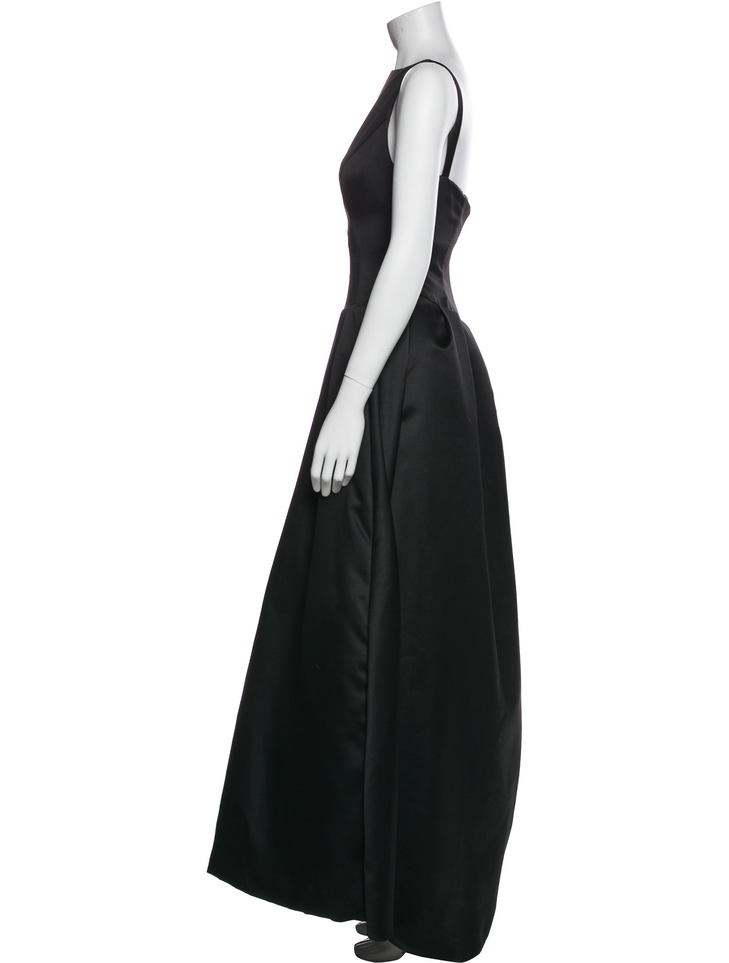 Vera Wang Bateau Neckline Long Dress