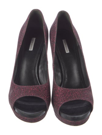 Vera Wang Glitter Glitter Accents Pumps