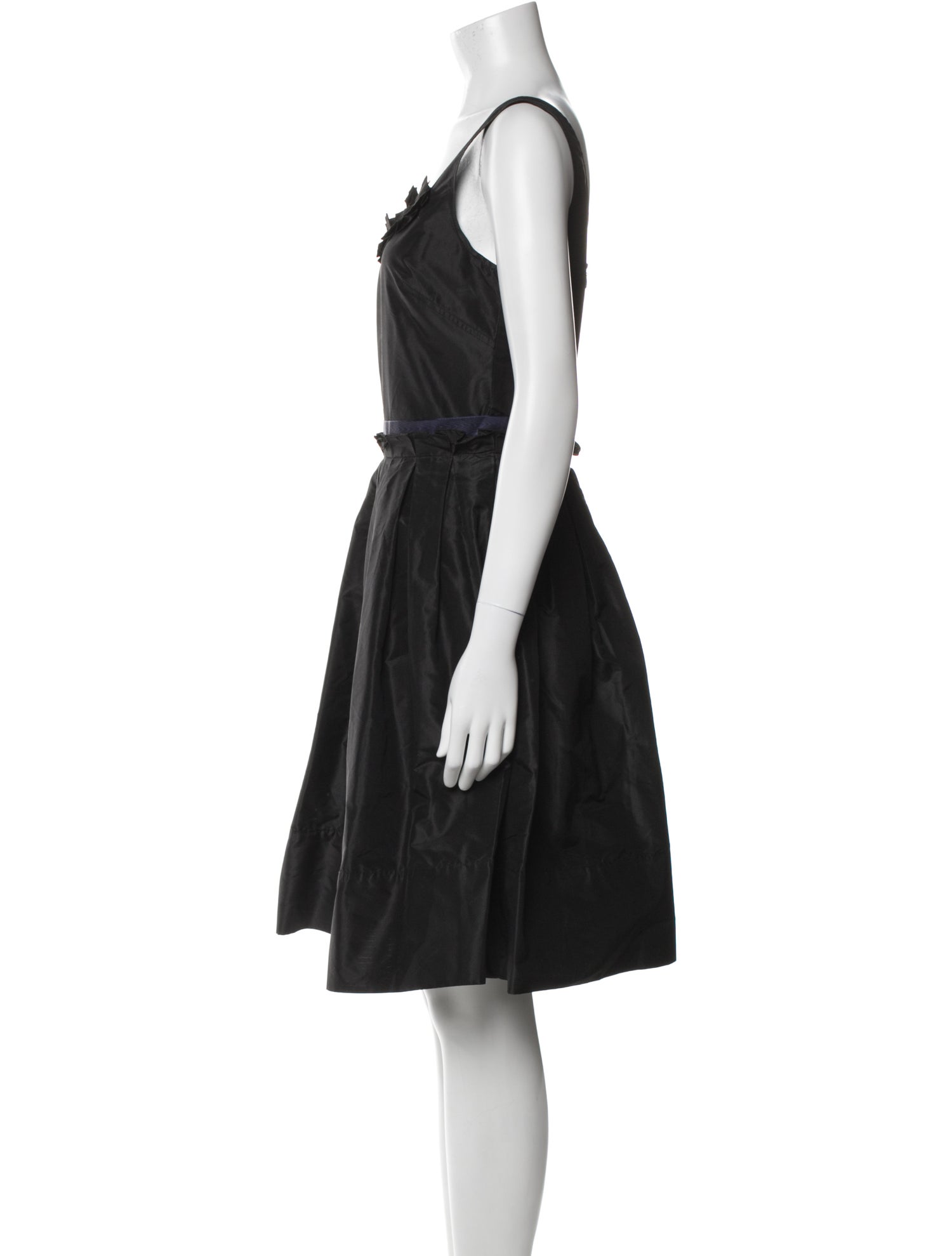 Vera Wang Scoop Neck Mini Dress
