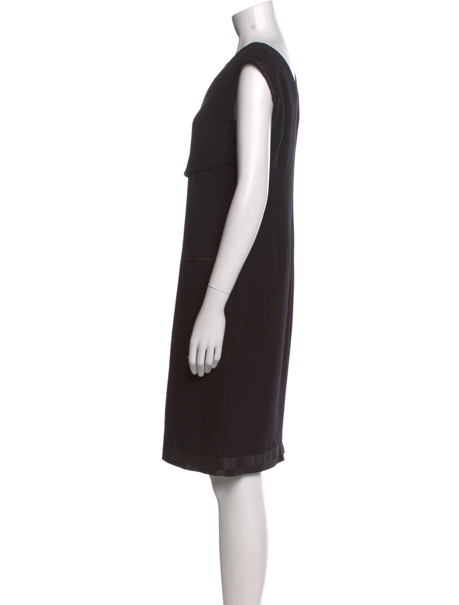 Vera Wang Wool Knee-Length Dress