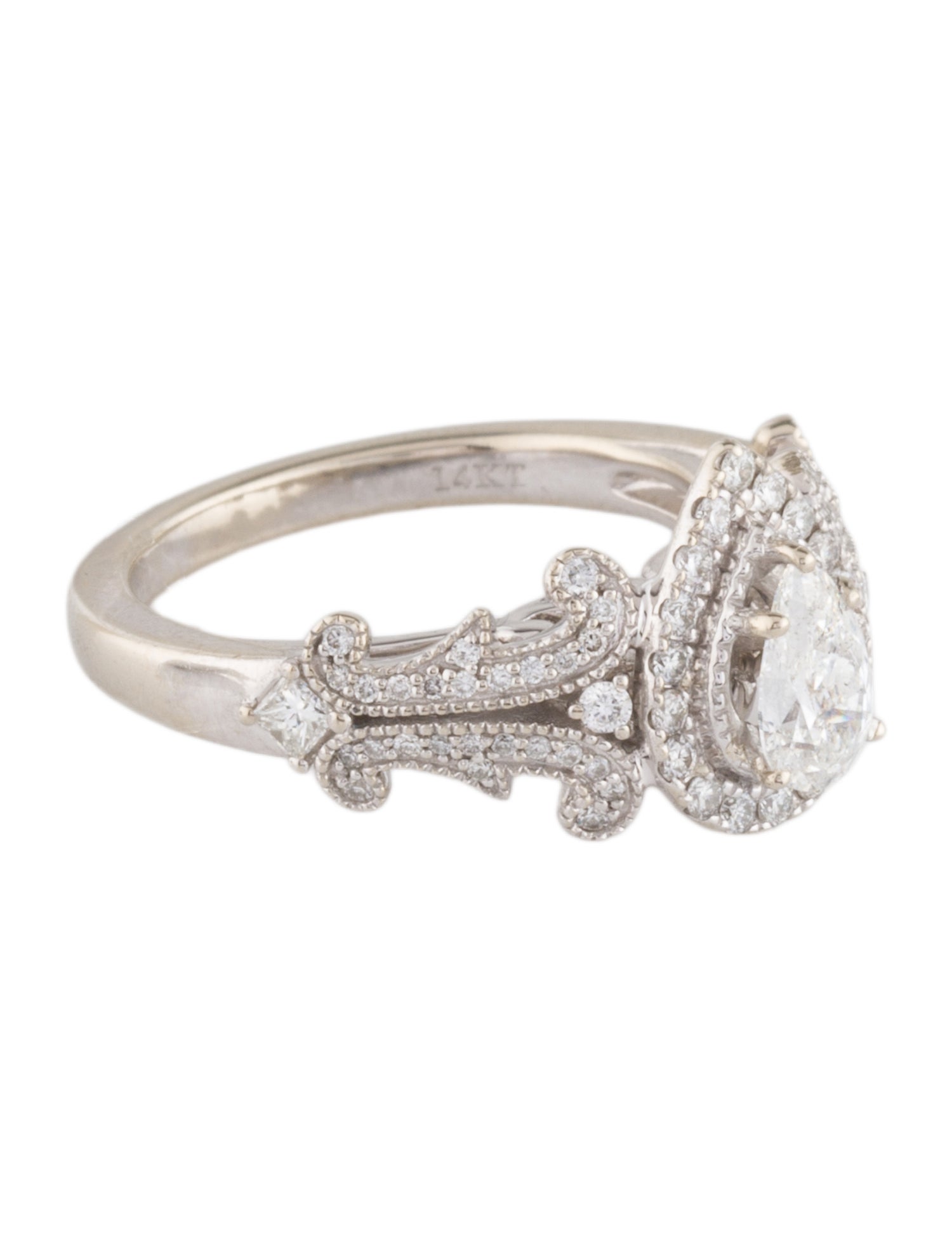 Vera Wang Diamond Love Engagement Ring