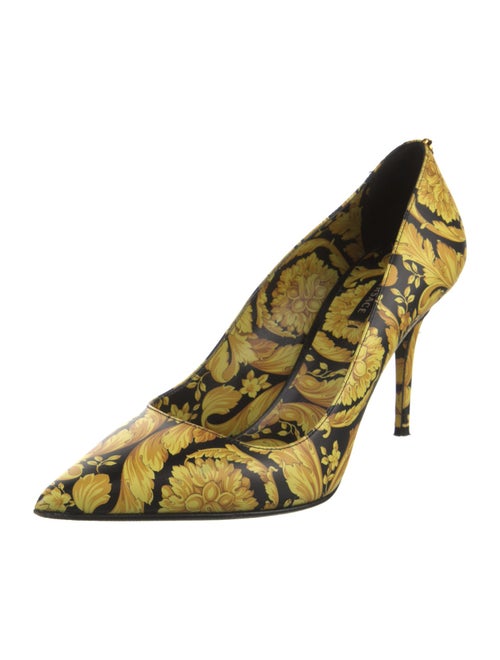 Versace Medusa Insignia Leather Pumps