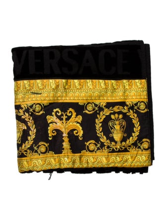 Versace I ♡ Baroque Hand Towel