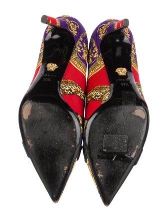 Versace Medusa Insignia Pumps