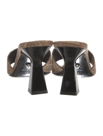 Versace Canvas Printed Slides