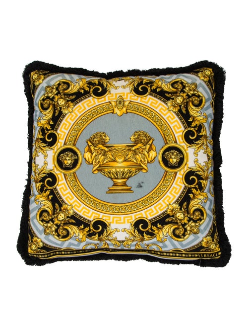 Versace La Coupe Des Dieux Throw Pillow